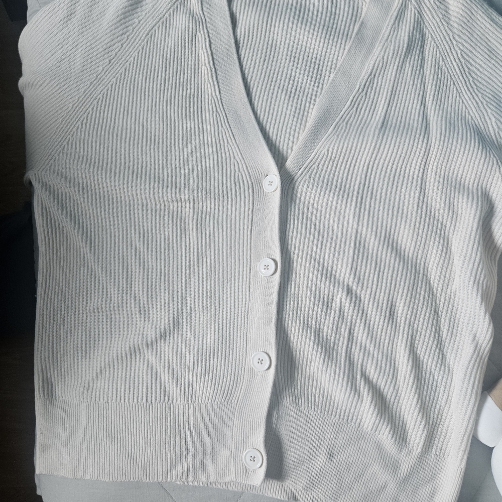 Aritzia Bespoke Cream Button Cardigan - Picture 4 of 8